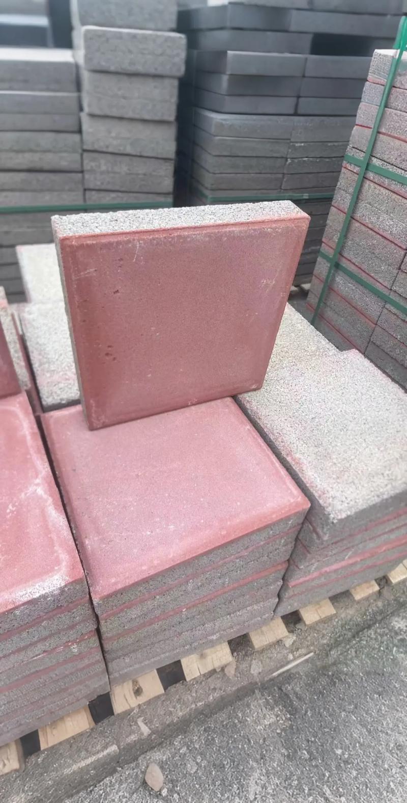 绿色生态路面砖：推动城市建设新篇章
